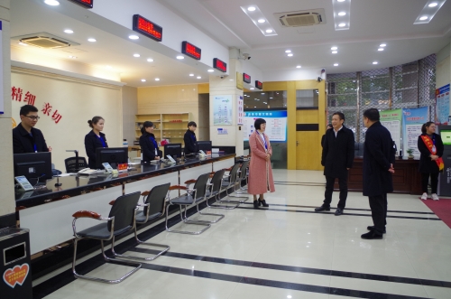 永嘉经开区参与开展企业走访慰问活动