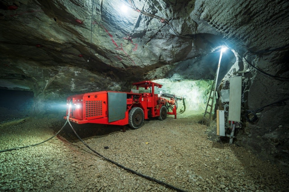 5G通讯技术助力无人采矿