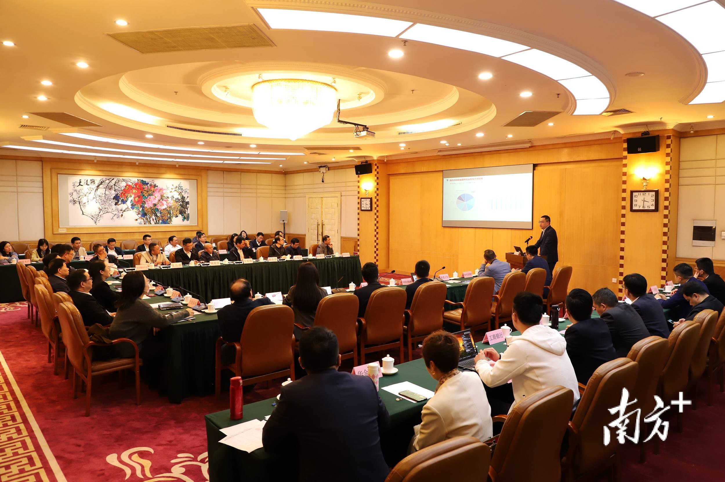 数万亿元电子债权凭证规范进行时