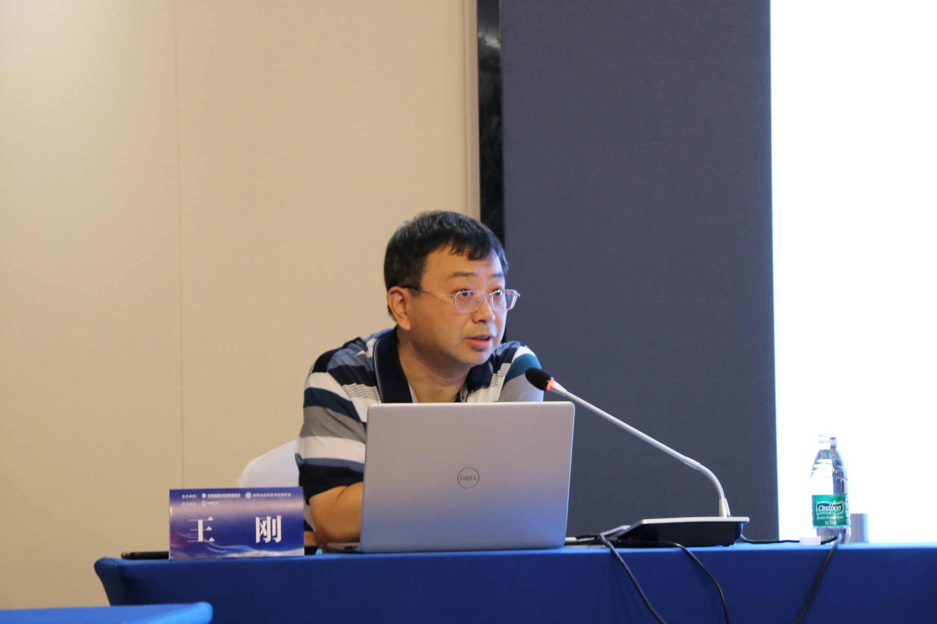 广发基金曾刚:动态平衡大类资产 打造有锐度的“固收+”产品