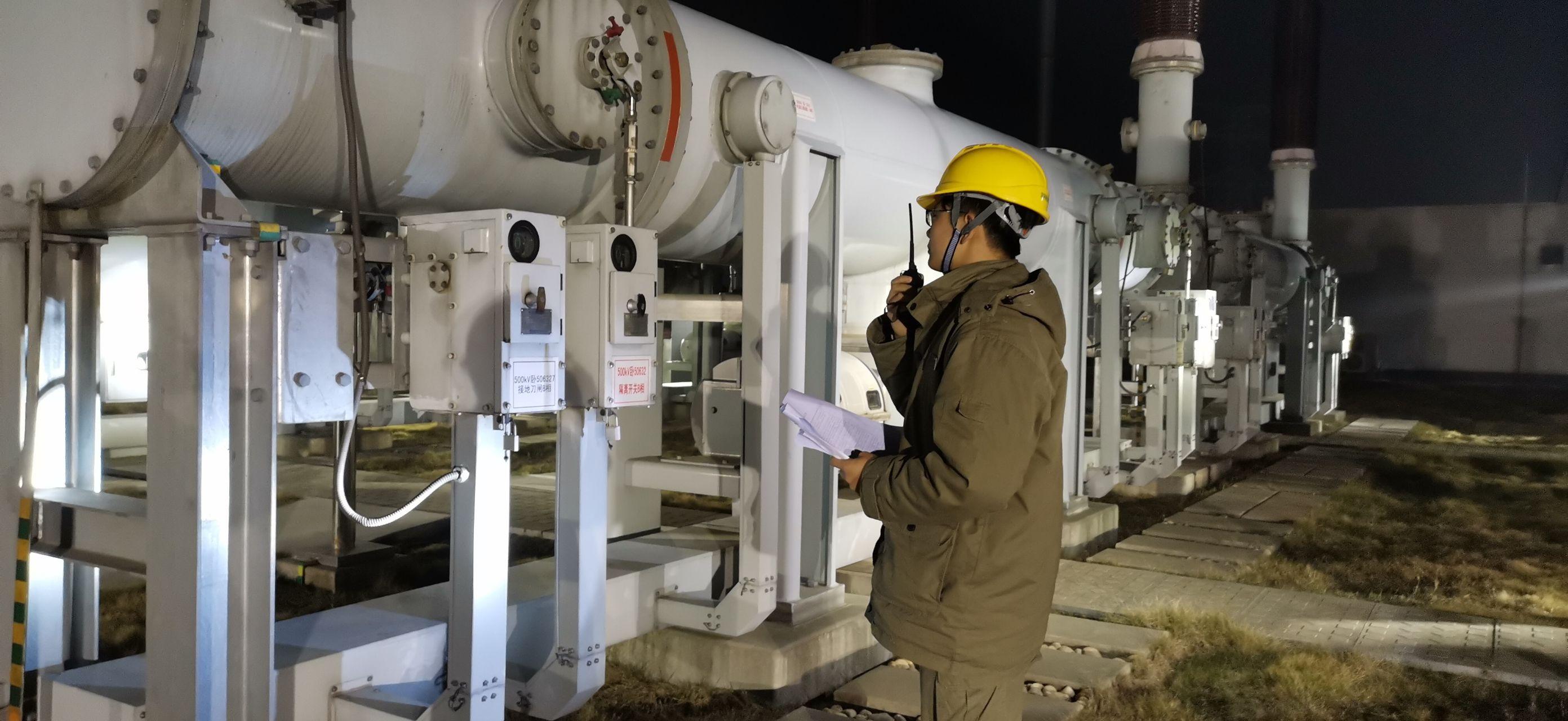 实探风暴眼中的Manus:员工称“近两天都在通宵加班”,某国内头部科技企业主动上门接洽