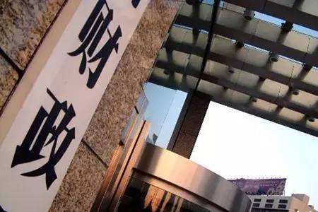 沪市债券新语 | 高速公路公募REITs收入好转 2025年有望进一步复苏