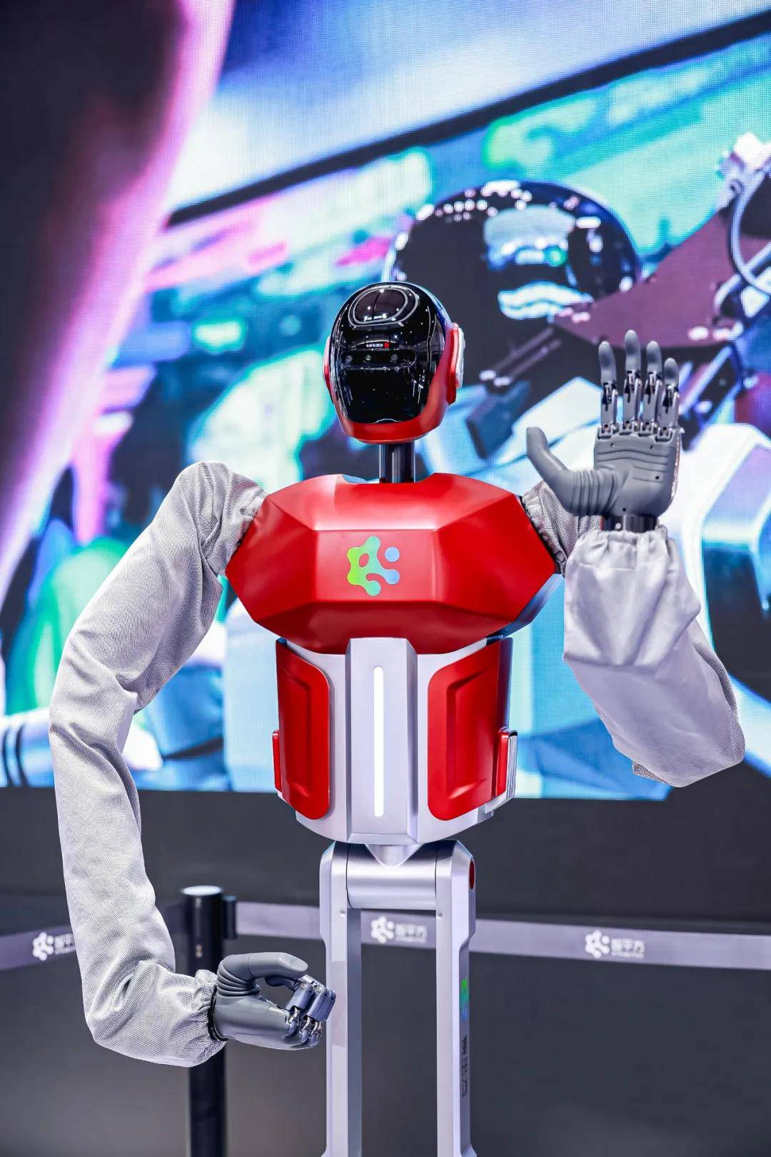 投资人争抢机器人灵巧手赛道|从投促大会看上海未来产业链布局⑤