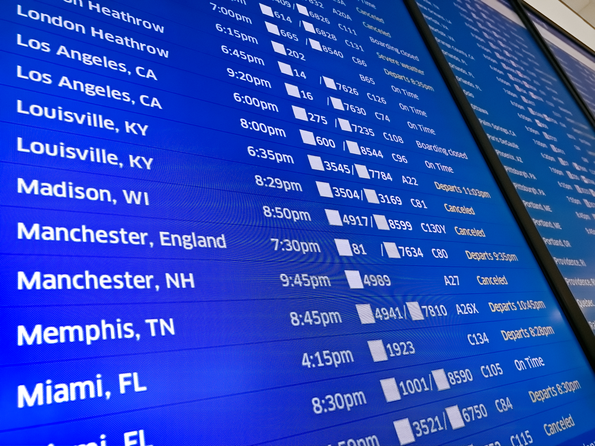 400亿美元融资接近完成,OpenAI:离盈利还有4年