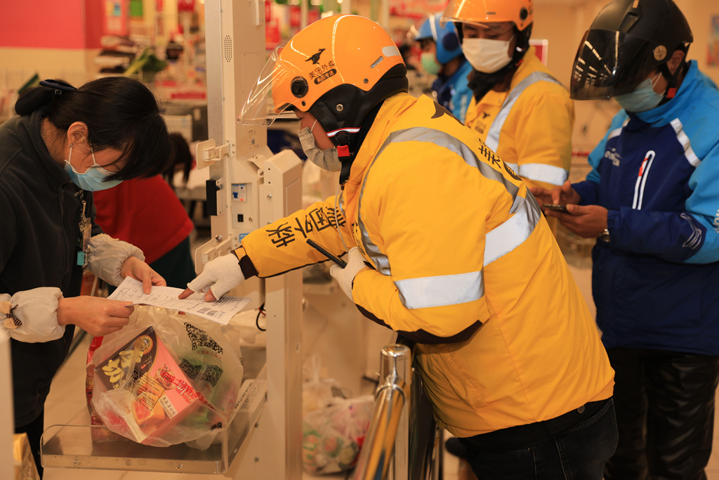 订单激增、资本热捧：松延动力半马“出圈”后，加速打通商业闭环