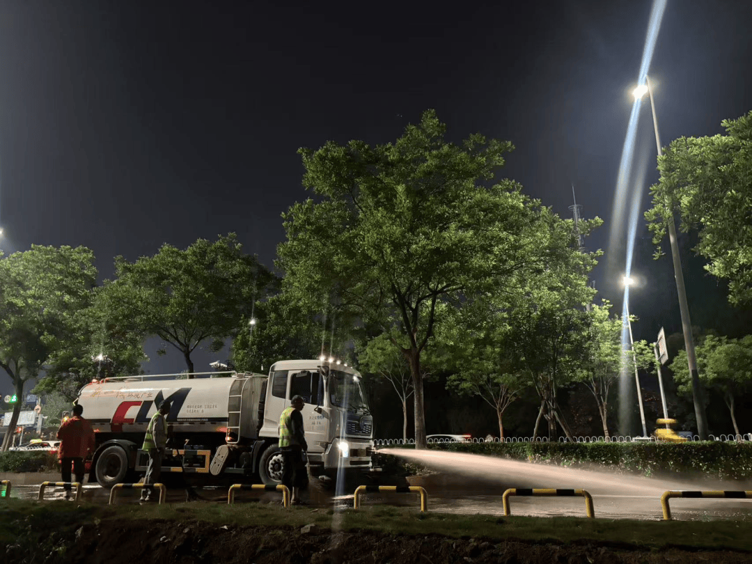 迎接“五一”假期 包西线集中修“强筋健骨”