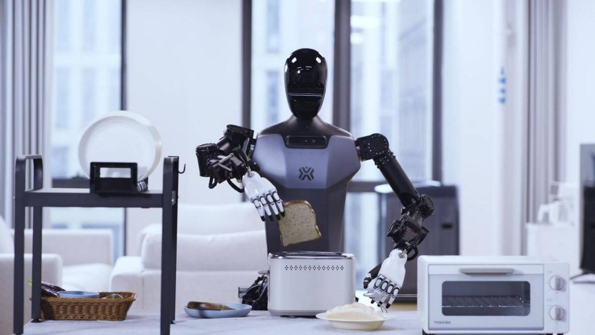 首程控股联合领投微分智飞 助力飞行具身智能机器人创新进化