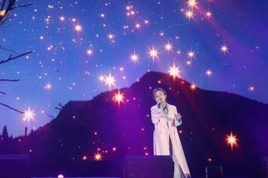 演唱会激情唱响 冰城公安同奏“平安乐章”