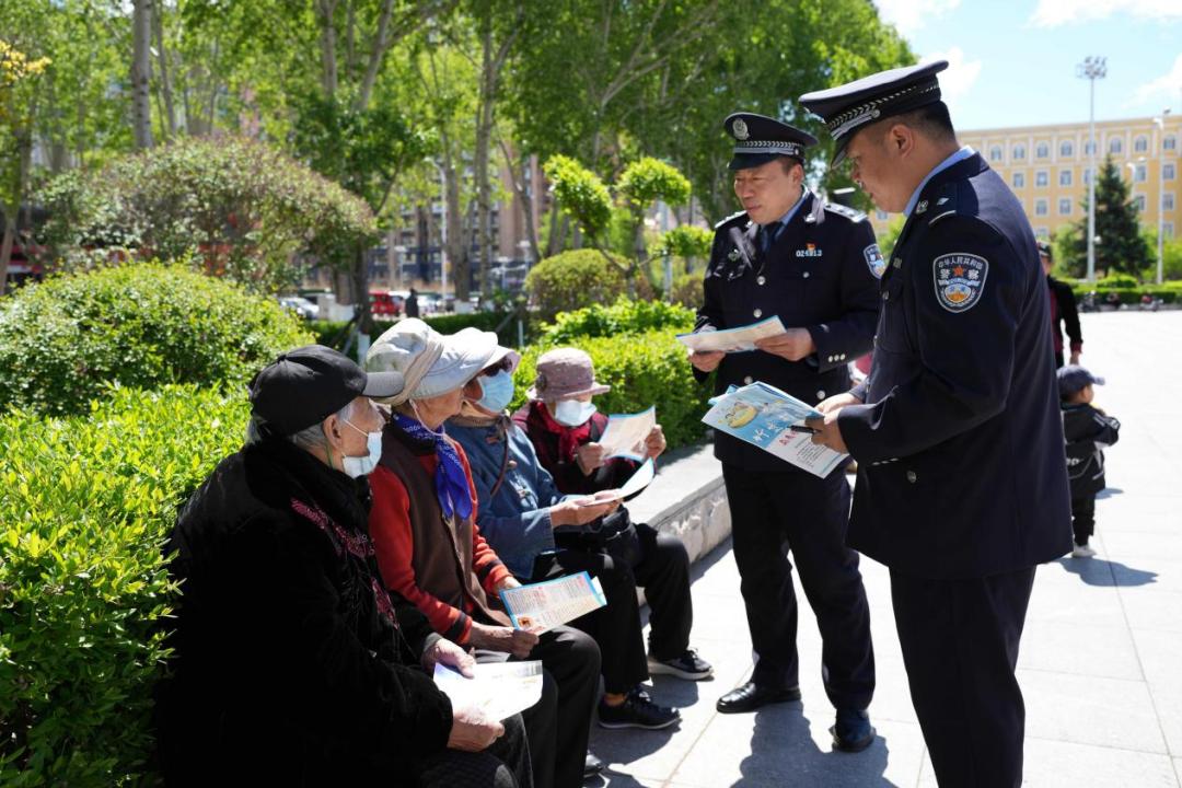 冰城公安:春风化雨,警民同温