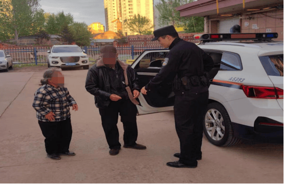 冰城警事有温度 暖心善举润民心