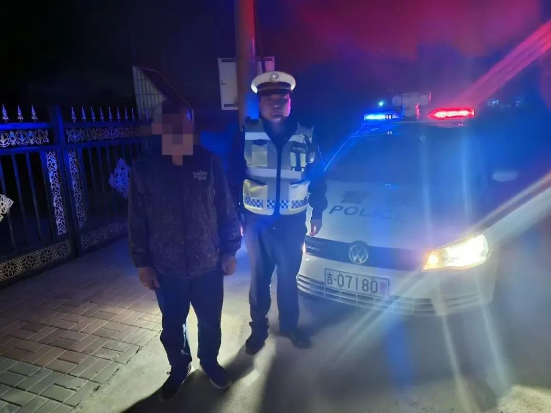 守护受伤女孩就医、帮助行动不便农民工 东莱街派出所民警温情救助暖民心