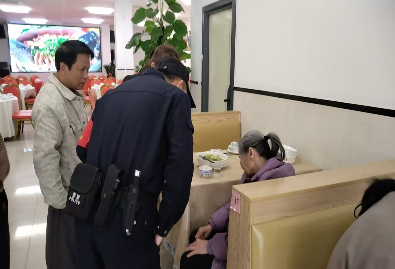 冰城民警暖心守护,助力走失孩童平安归家