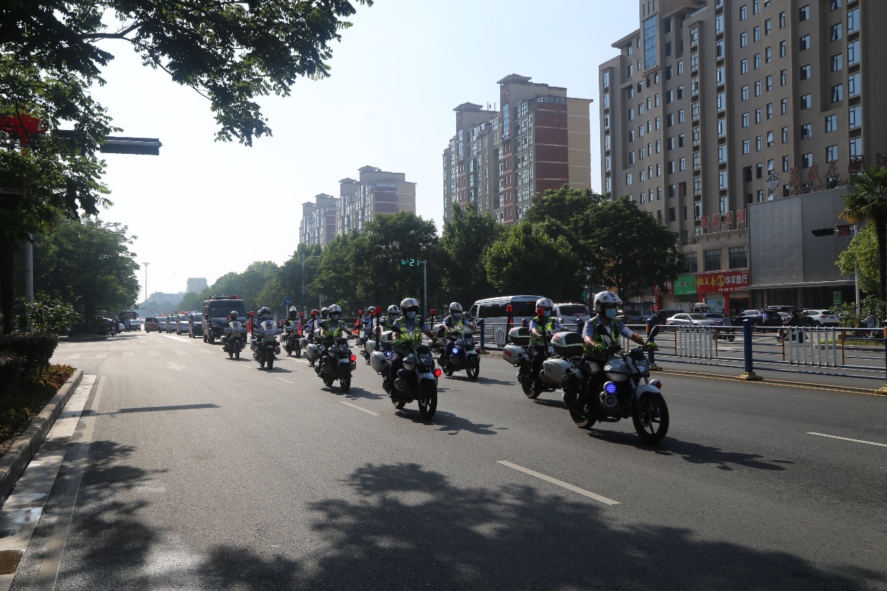 宾县公安夏季攻坚 织密娱乐场所安全监管网