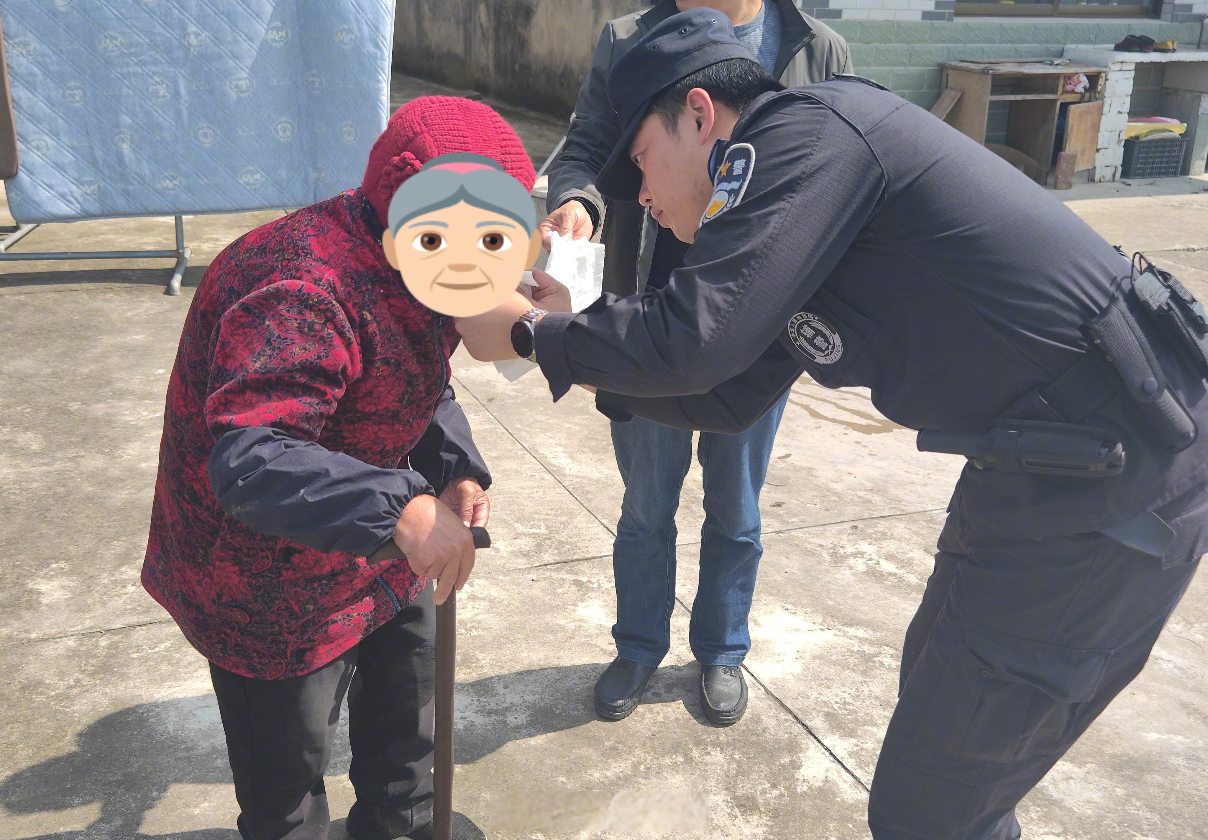 暖心！民警助力走失老人平安回家