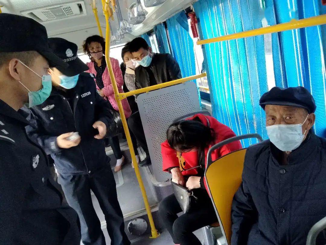 南岗警方连续三天暖心救助三名走失儿童 守护平安显担当