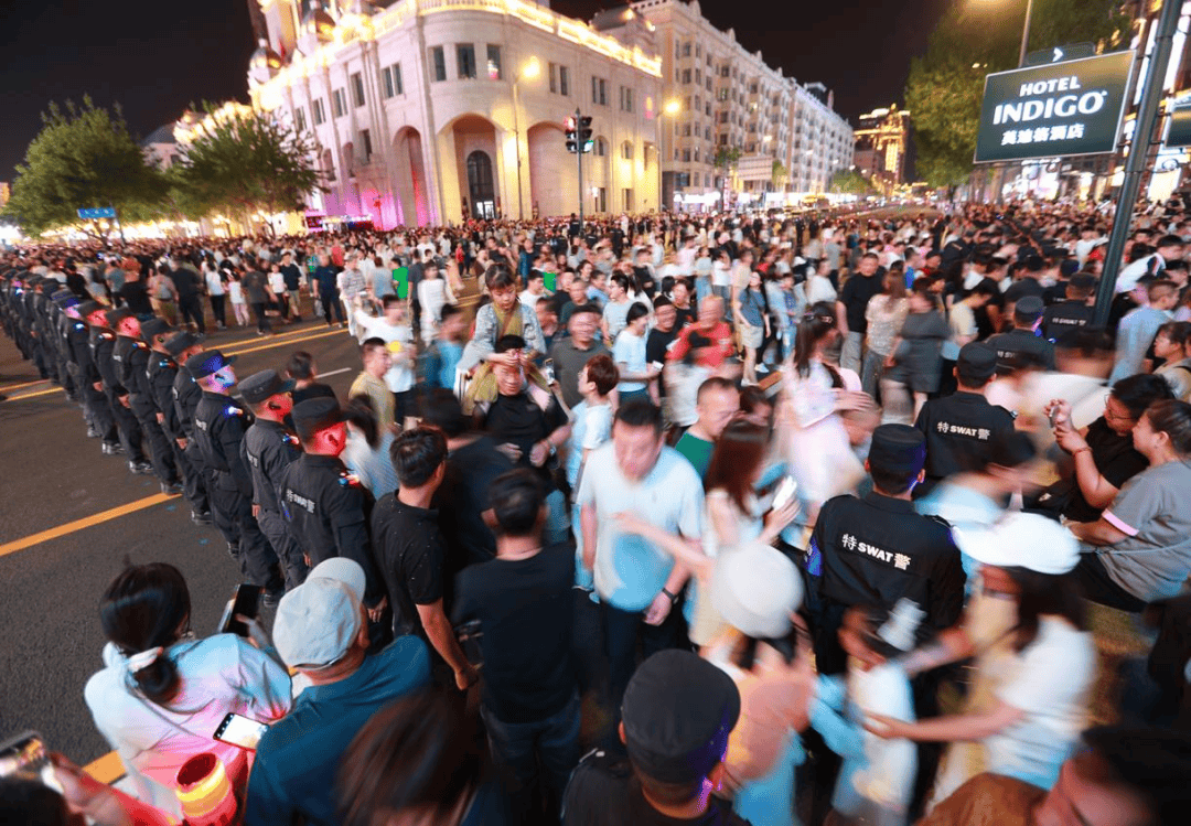 冰城公安:四季巡逻路上的师徒情与平安守护