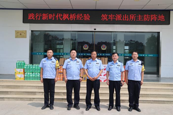 冰城公安:烈日为笺,汗水为墨,藏蓝书写 奉献