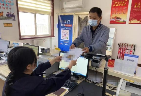 擒蛇记!警民同心速解商铺惊魂一刻