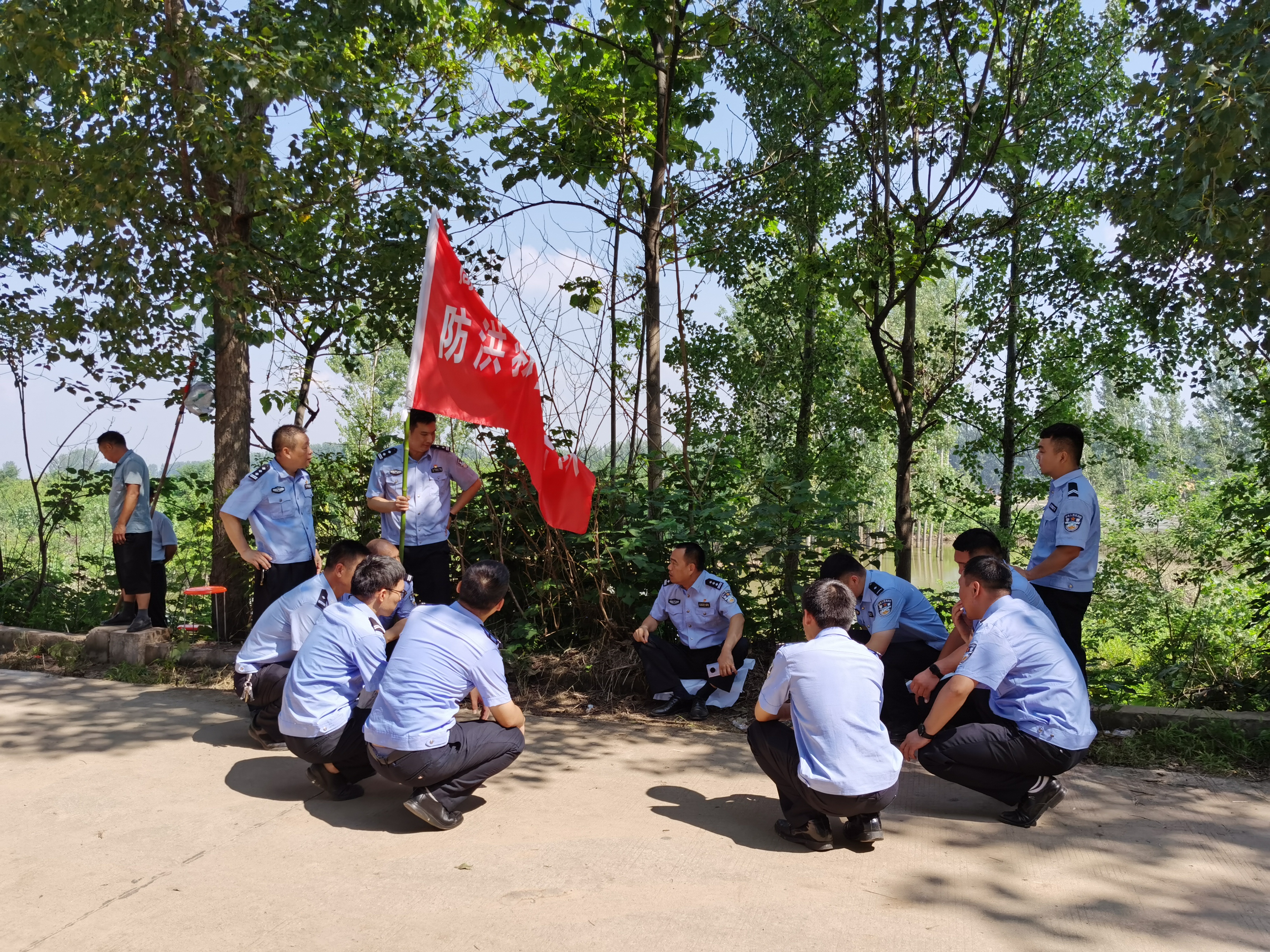 师徒薪火续 平安灯火照新程