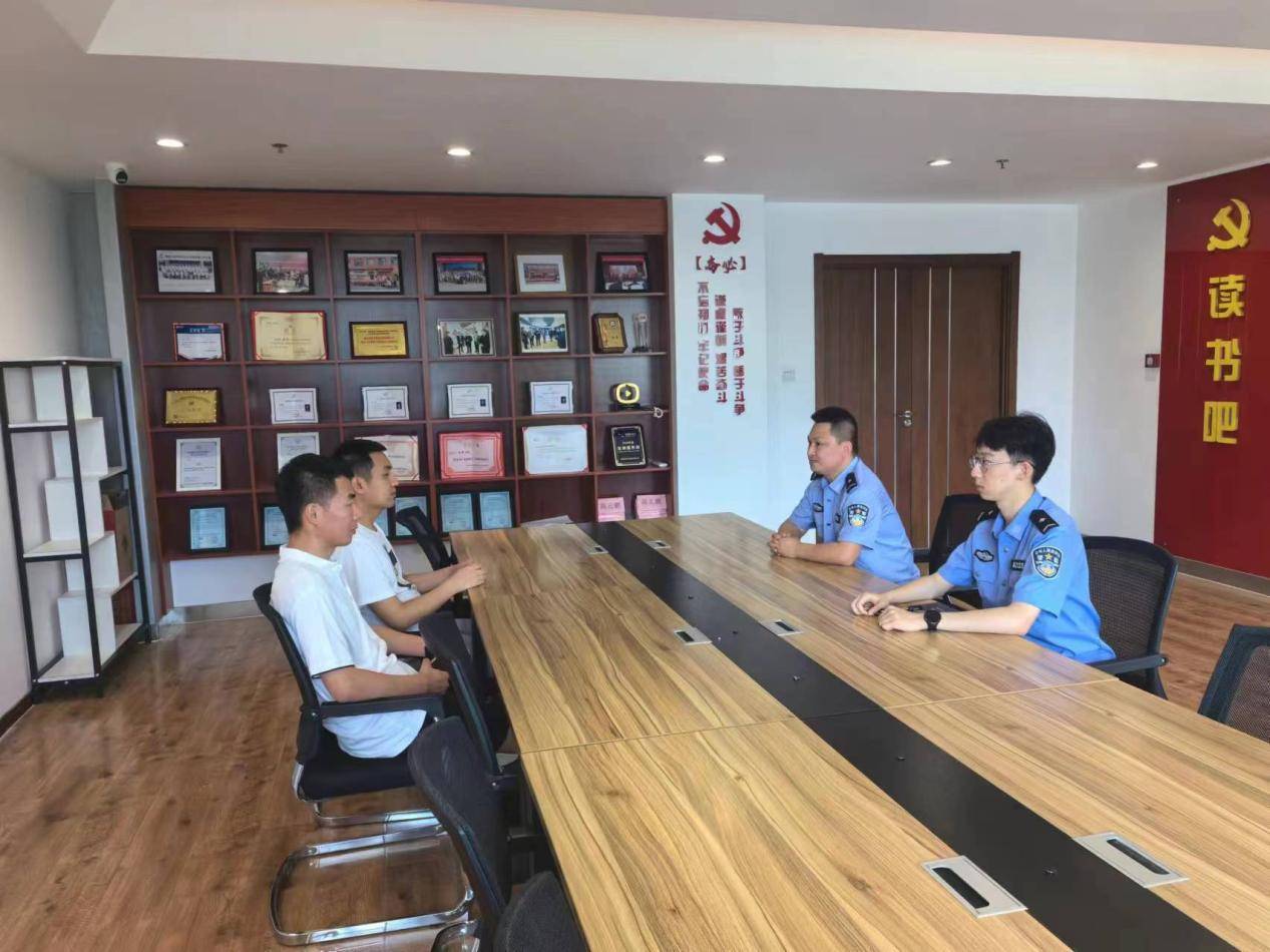 一景一策精准守护 冰城公安筑牢景区安全防线