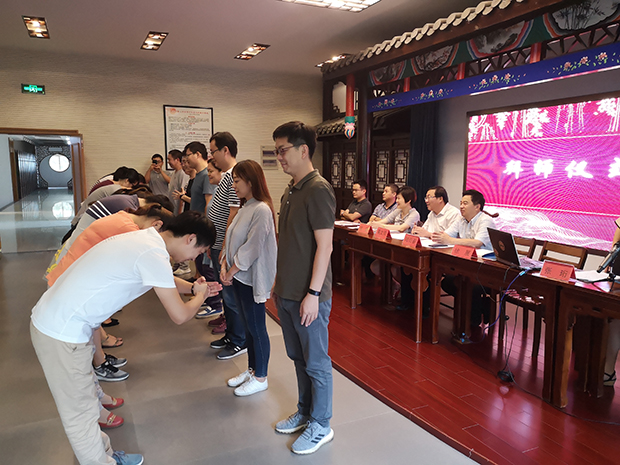 冰城公安：教学相长共奋进 并肩守护舌尖安