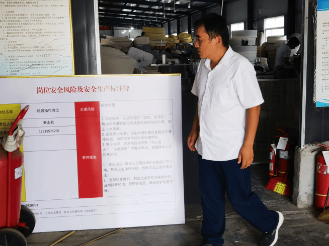 筑牢水上生命线 冰城公安砺练救援真功夫