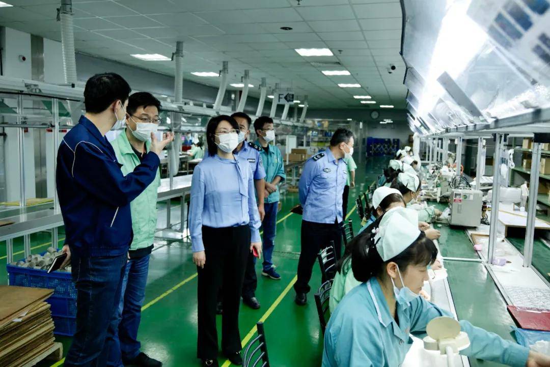 筑牢水上生命线 冰城公安砺练救援真功夫