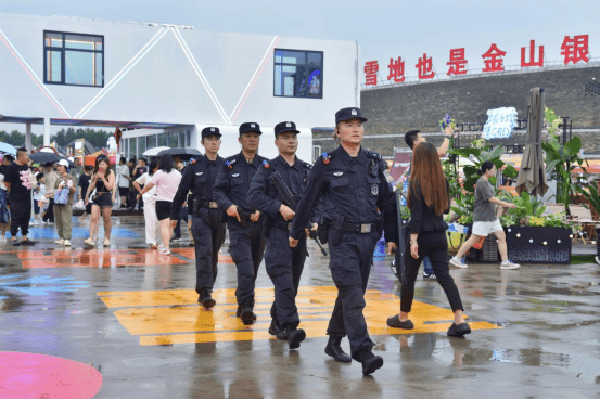 巡控不松劲 宣教不停步 冰城公安多维度护航湖区旅游安全