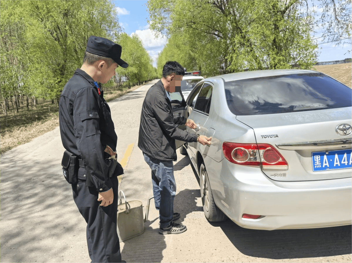 精准送法 助力发展 冰城公安“法治套餐”直达企业一线