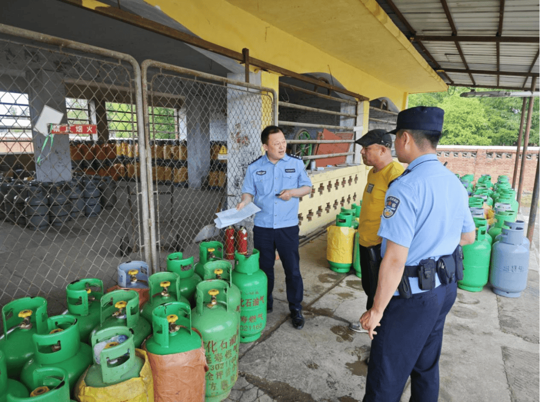 冰城公安：以“警务温度”护航高质量发展