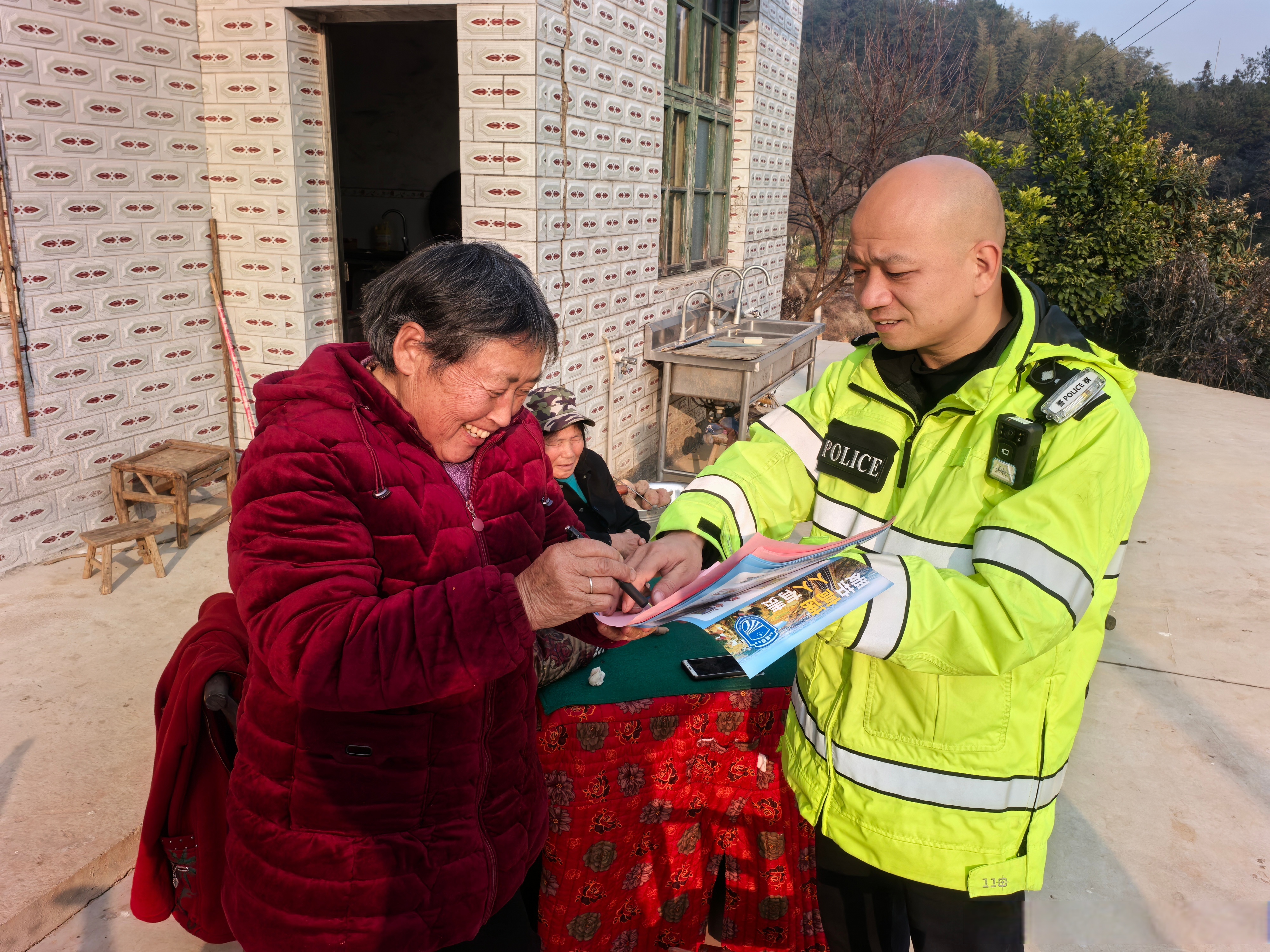 道外公安: 深耕护游警务 织就百年文脉平安“警”色