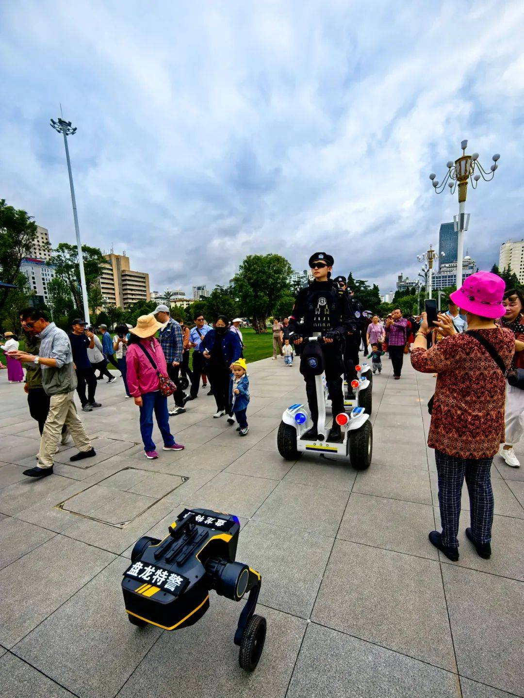警民同心 织密防拐安全网