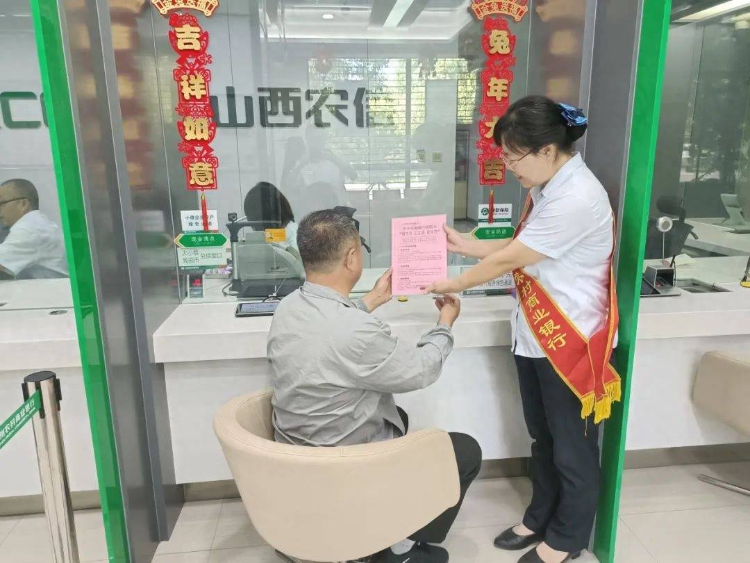 冰城公安三维发力 助力窗口服务提质增效