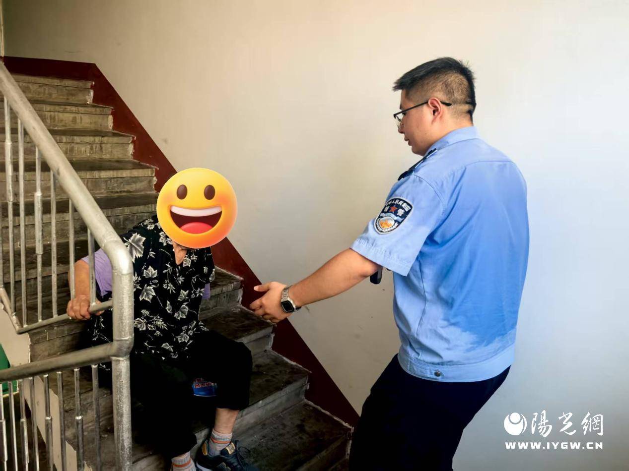 道外分局民警为迷途司机指路 帮走失老人归家