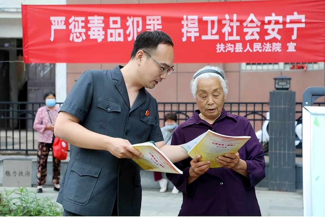 筑牢安全防线 守护青春花朵 道外分局“开学第一课”开讲啦