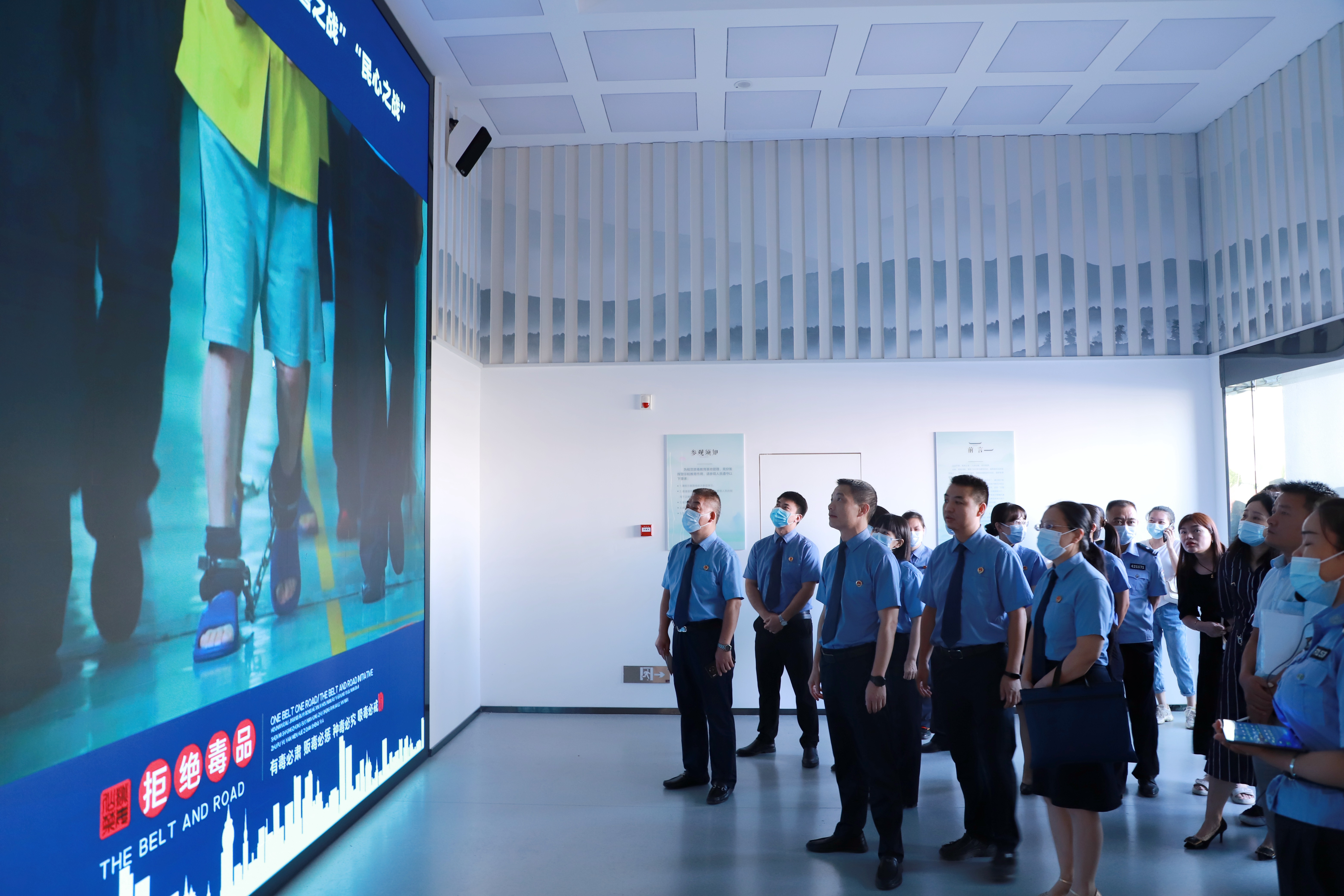 筑牢安全防线 守护青春花朵 道外分局“开学第一课”开讲啦