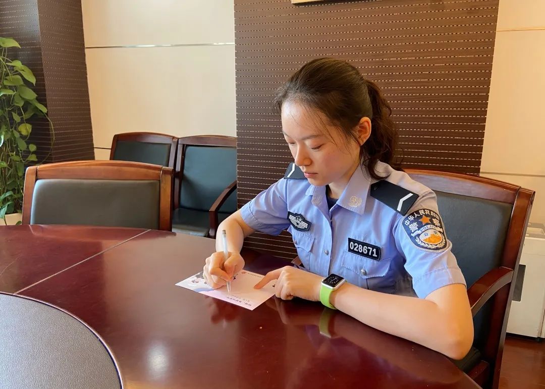 冰城警营师徒日志： 基层警务是在平凡中守望不凡