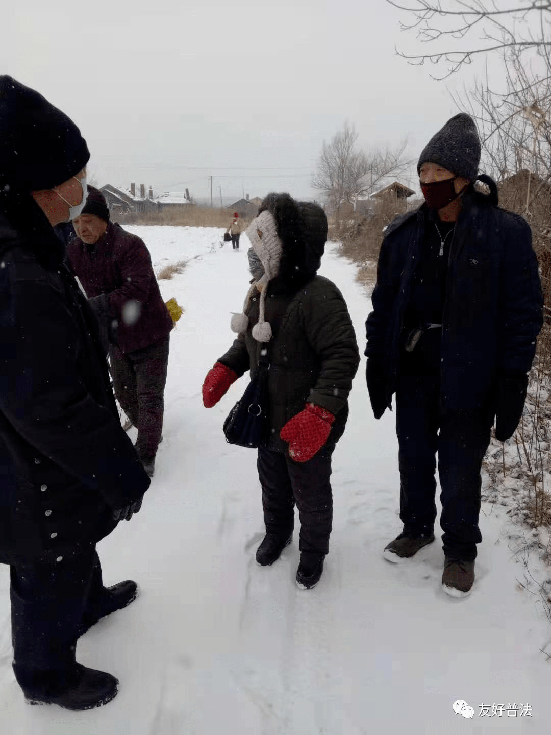 冰城公安普法入人心 误购喜鹊及时醒悟