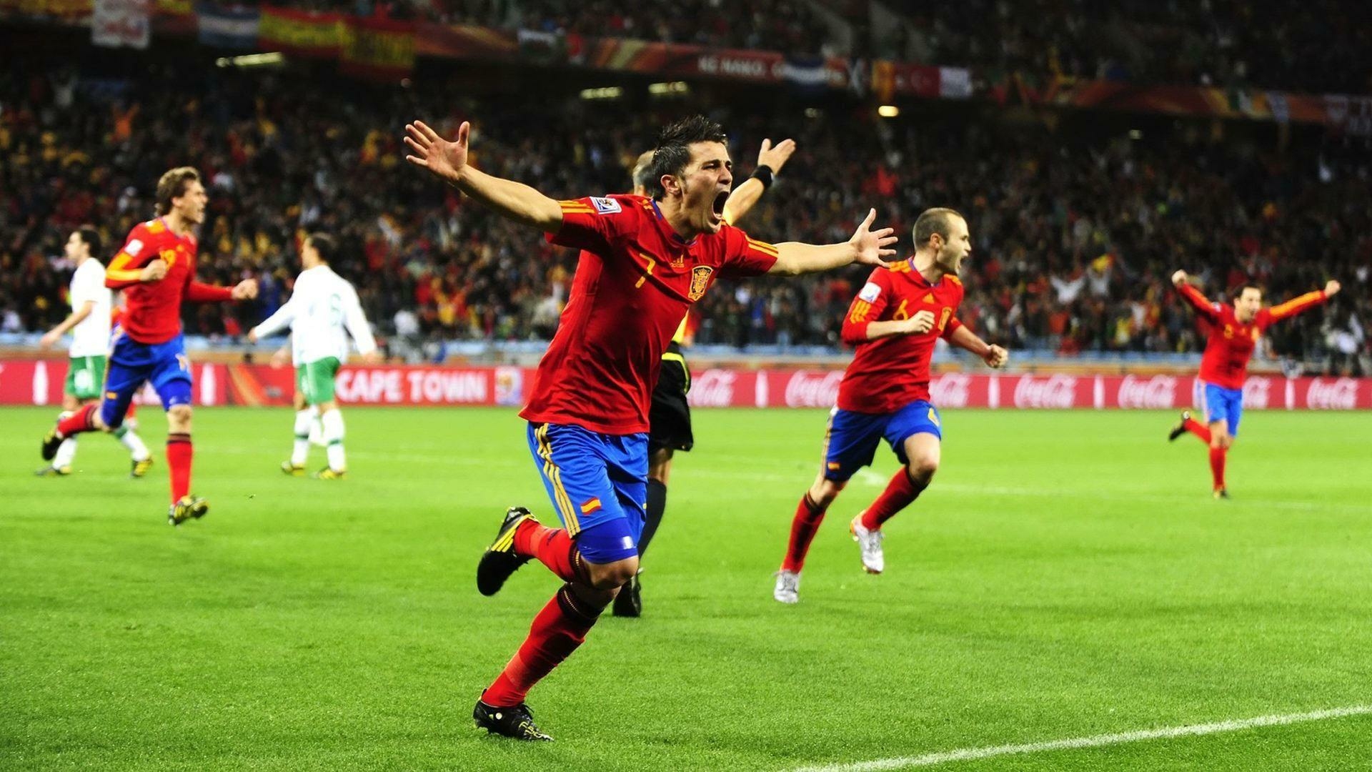 法国政府又要垮台?行业大罢工在即,“债券义勇军”正盘旋