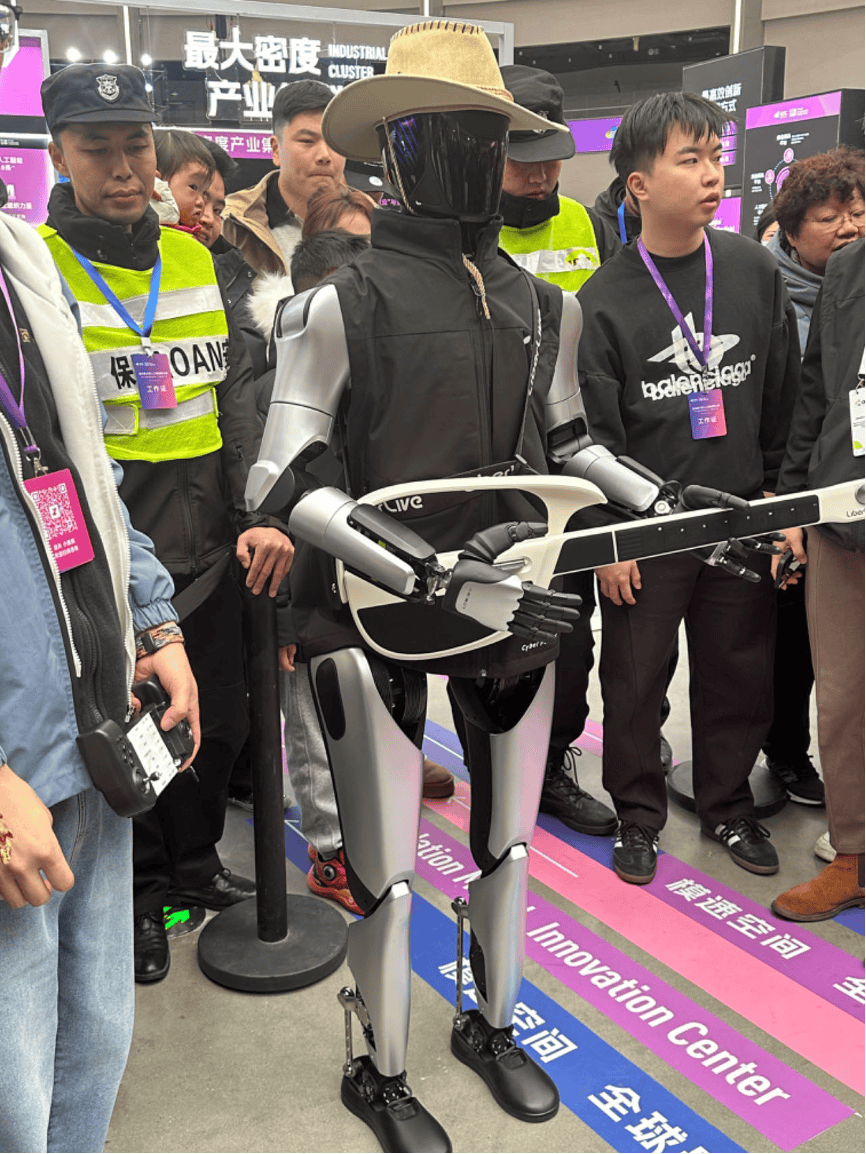 重金留人！MiniMax发百万美元期权，AI人才争夺战升温