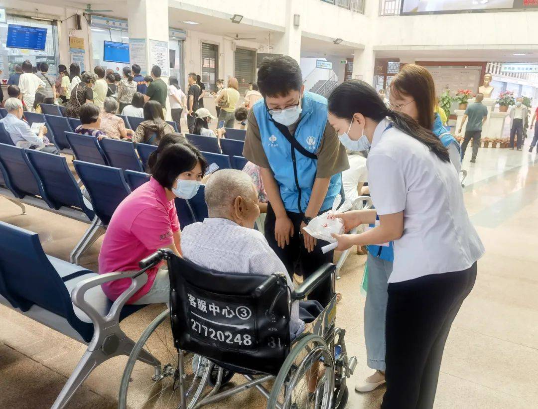 “警”急护航! 道外分局开辟“生命通道”助患者快速就医