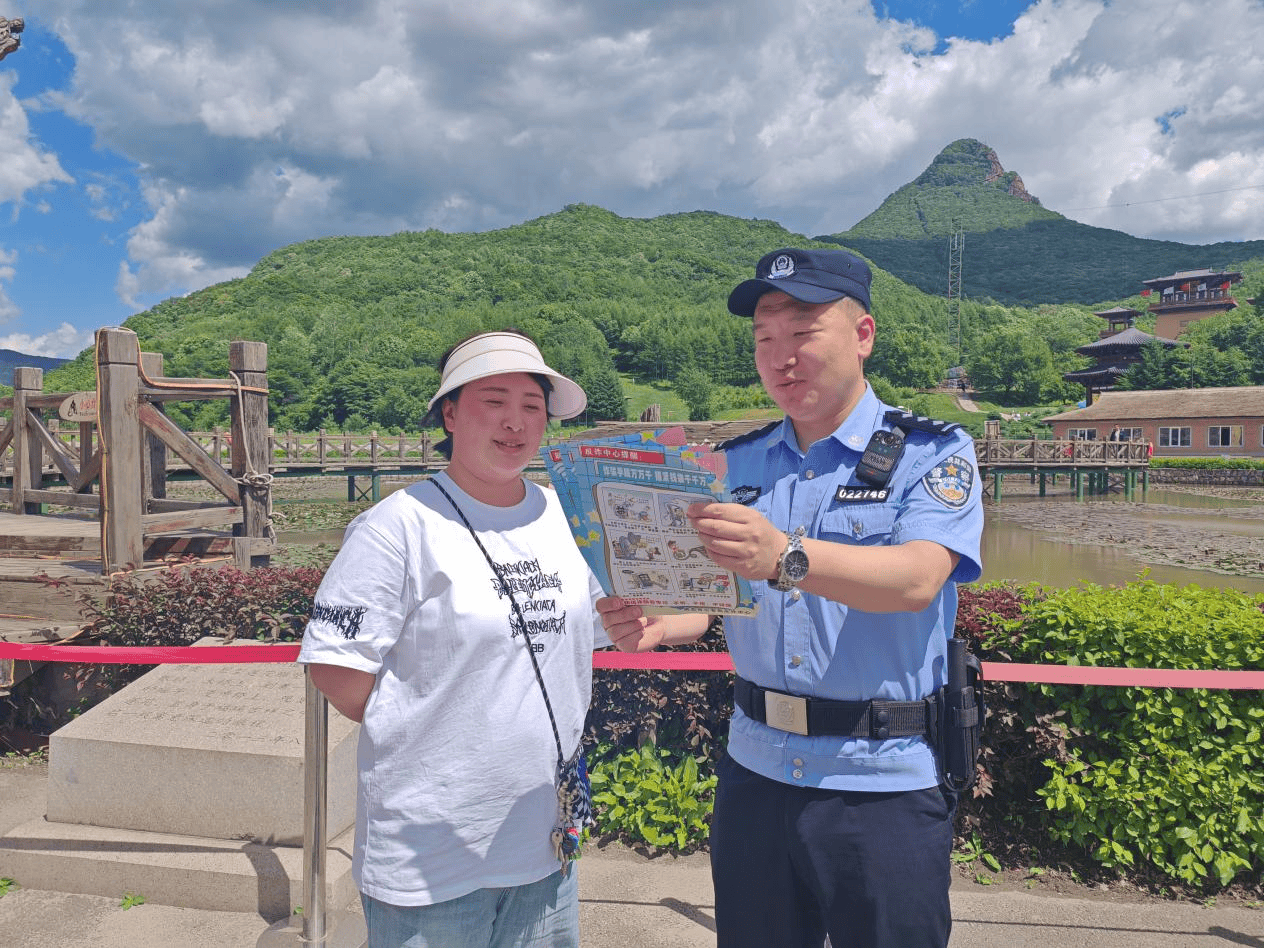 冰城公安开展专项治理 全力守护消防“生命通道”