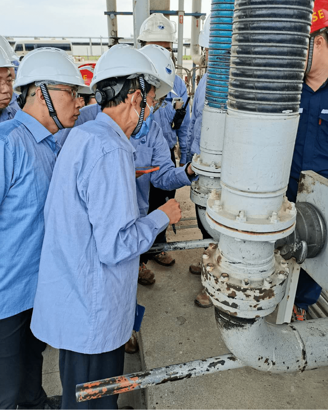 冰城公安：手把手教保安 实打实保校园