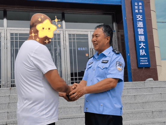 冰城公安： 以“心”带“新” 青蓝相继