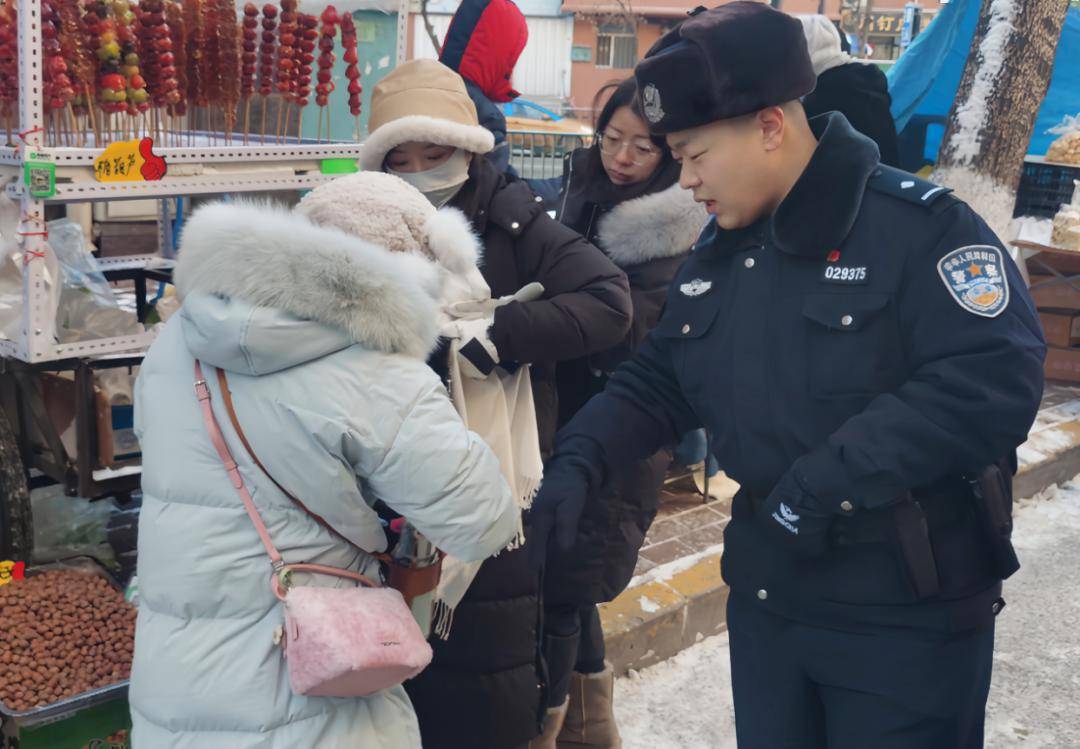 解民急、破难题！冰城公安 用小事传递满满温暖与安全