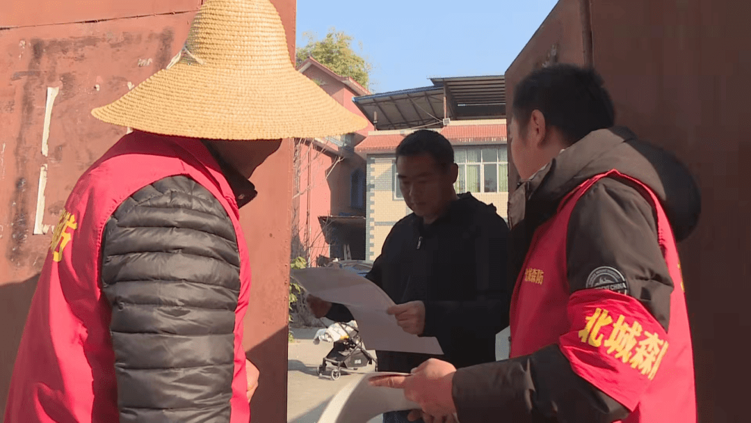 冰城公安： 以宣为先 筑牢企业秋季防火“安全屏障”