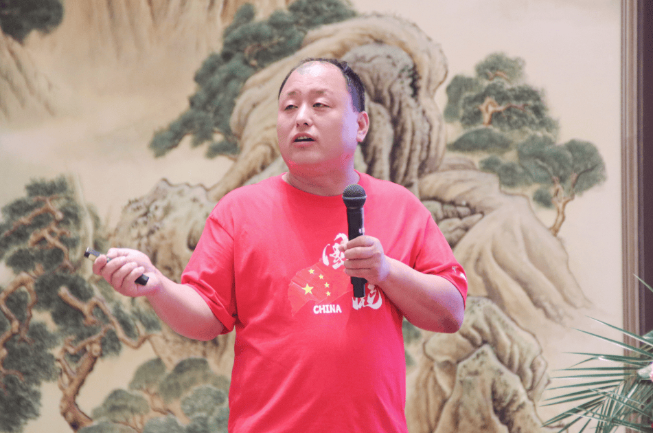 00后CEO勇夺“DEMO GOD”，2025Demo China完美收官